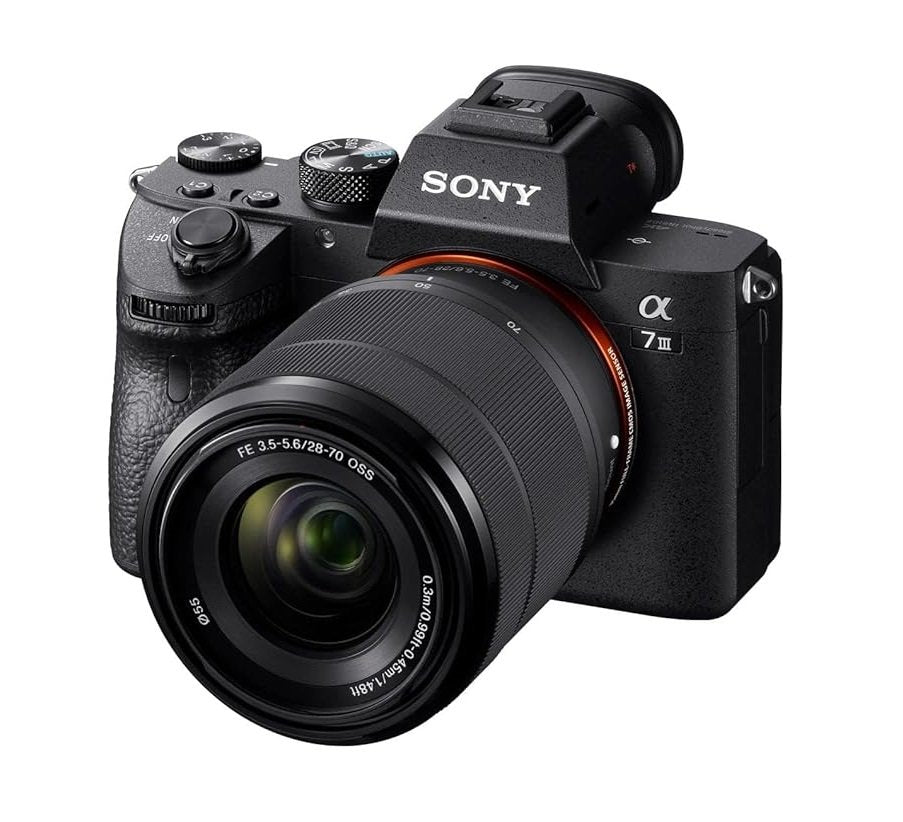 Sony Alpha 7 III -Cámara evil de fotograma completo, objetivo Zoom 28-70mm